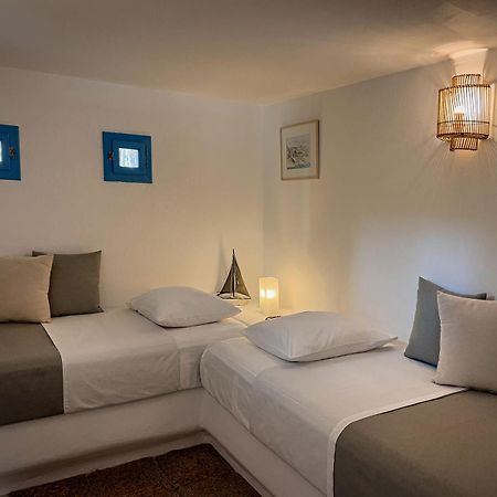 Villa Sirokos à Karavostasis  Extérieur photo